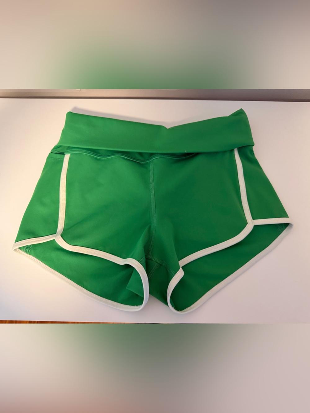 Free People Movement women’s medium bright green retro stretch foldover shorts